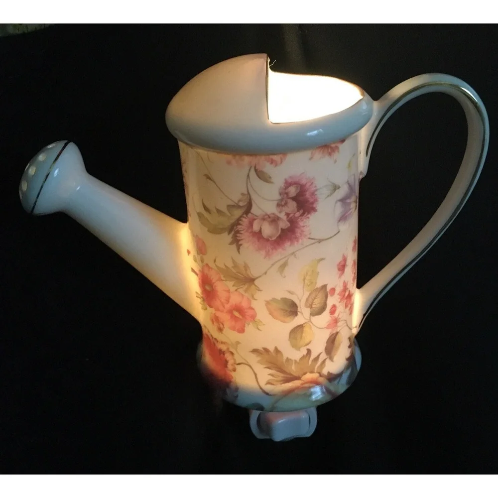 Vtg. Kirklands WATERING CAN NIGHT LIGHT 5
